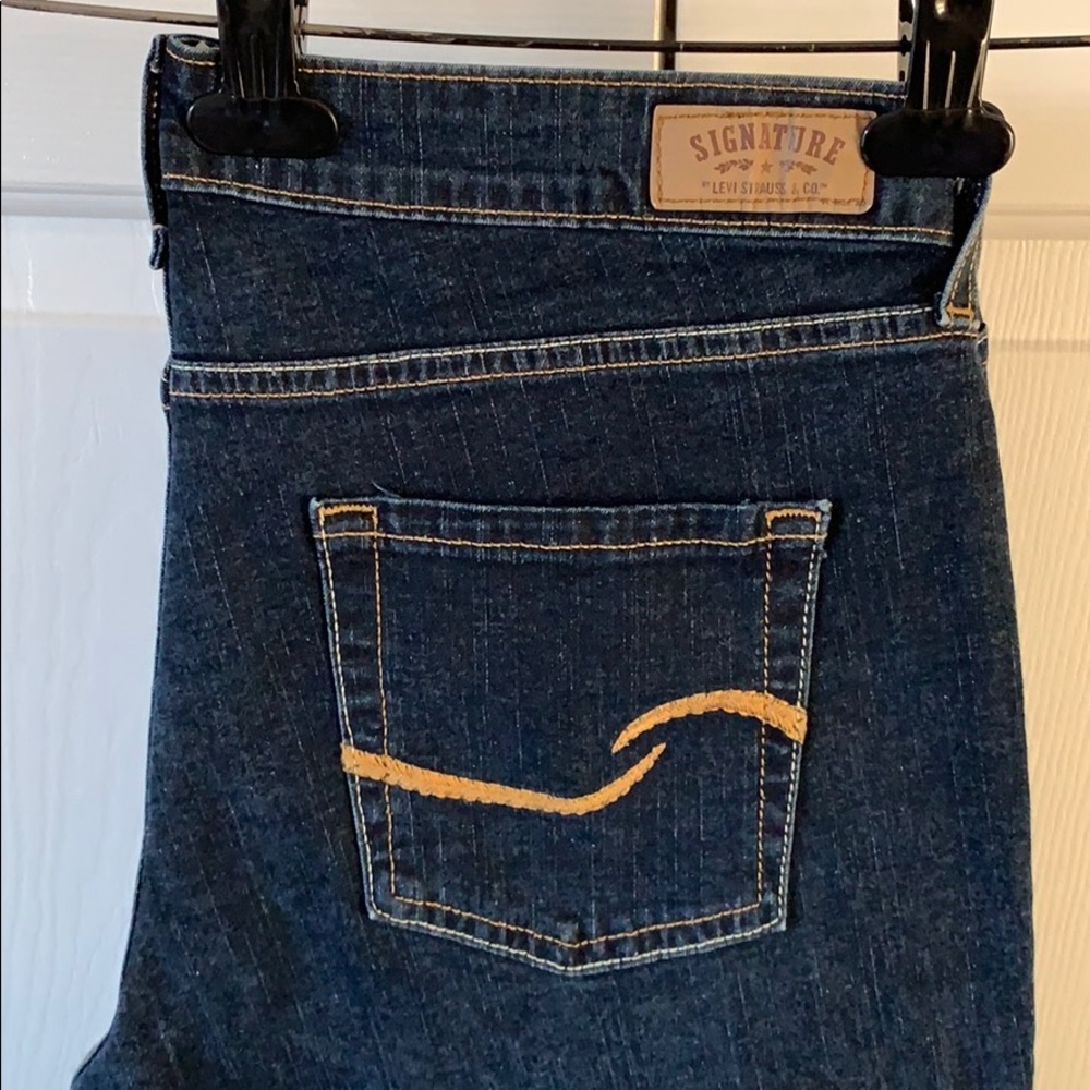 Signature by Levi Strauss Mid Rise Straight Jeans